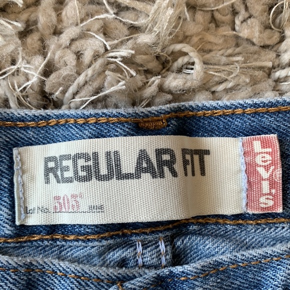 LEVI’S 505 Vintage Cutoff Jean Shorts - Picture 6 of 7